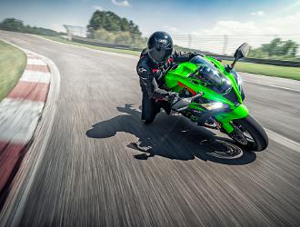 2019 Ninja ZX-10R Action Images (1)  Ninja? ZX?-10R ABS KRT